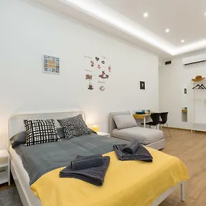  Apartament Holidays Downtown Węgry
